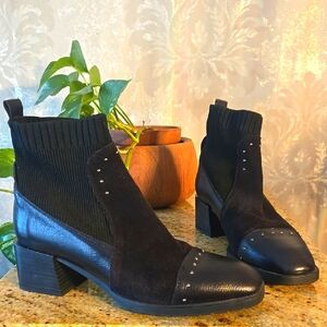 HISPANITAS Black Leather Ankle Boots
